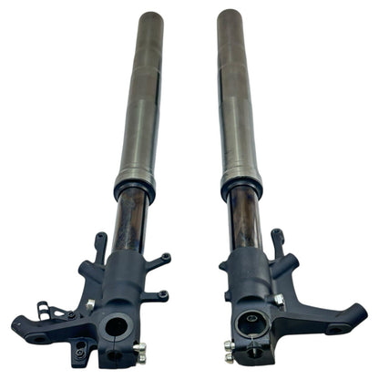 2022 - 2024 SUZUKI HAYABUSA FORKS FRONT SUSPENSION TUBES SET PAIR STOCK *DAMAGE*