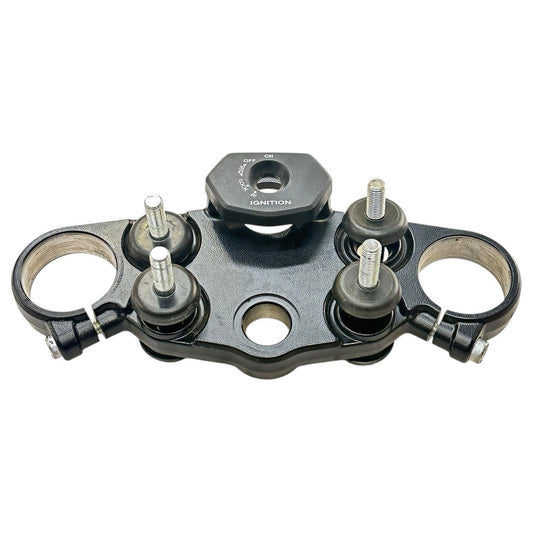 2022 - 2024 SUZUKI HAYABUSA UPPER TRIPLE TREE CLAMP FRONT FORKS BOLTS COVER