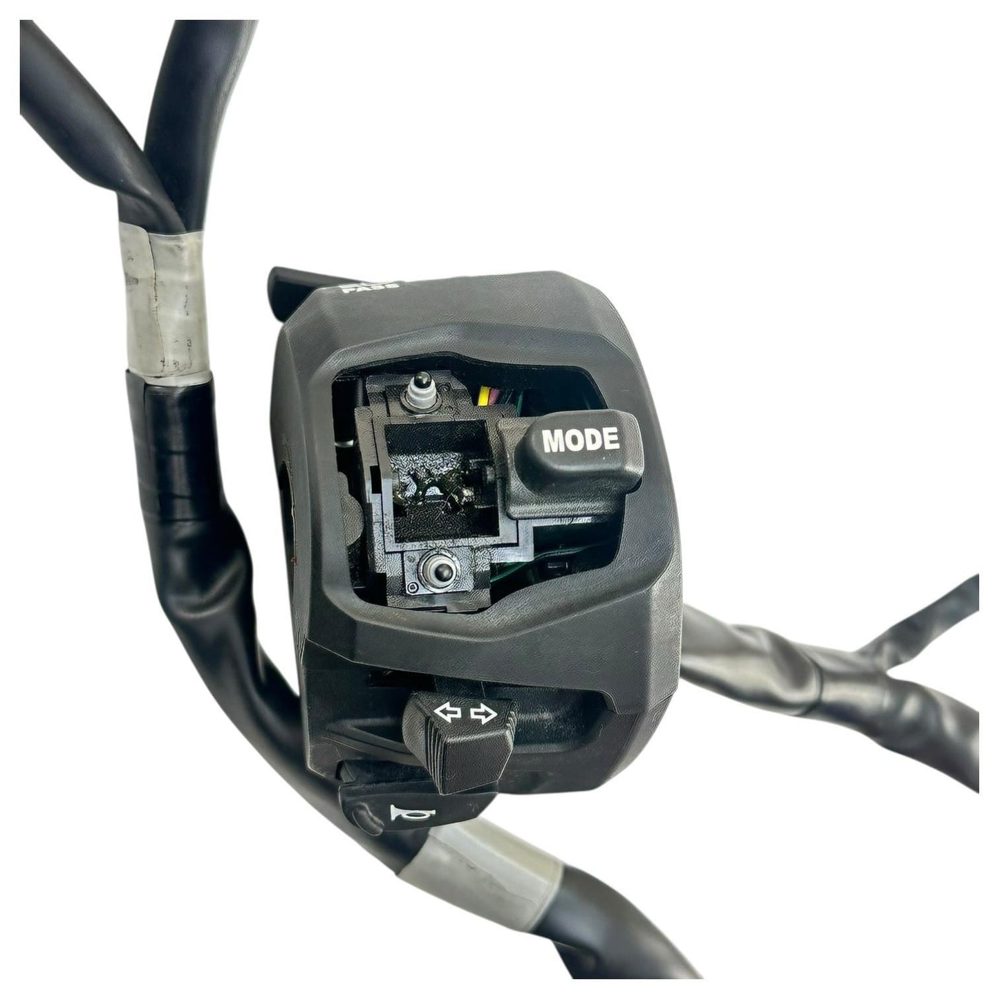 2022 - 2024 SUZUKI HAYABUSA LEFT SWITCH HEADLIGHT LIGHT CONTROL TURN SIGNAL OEM