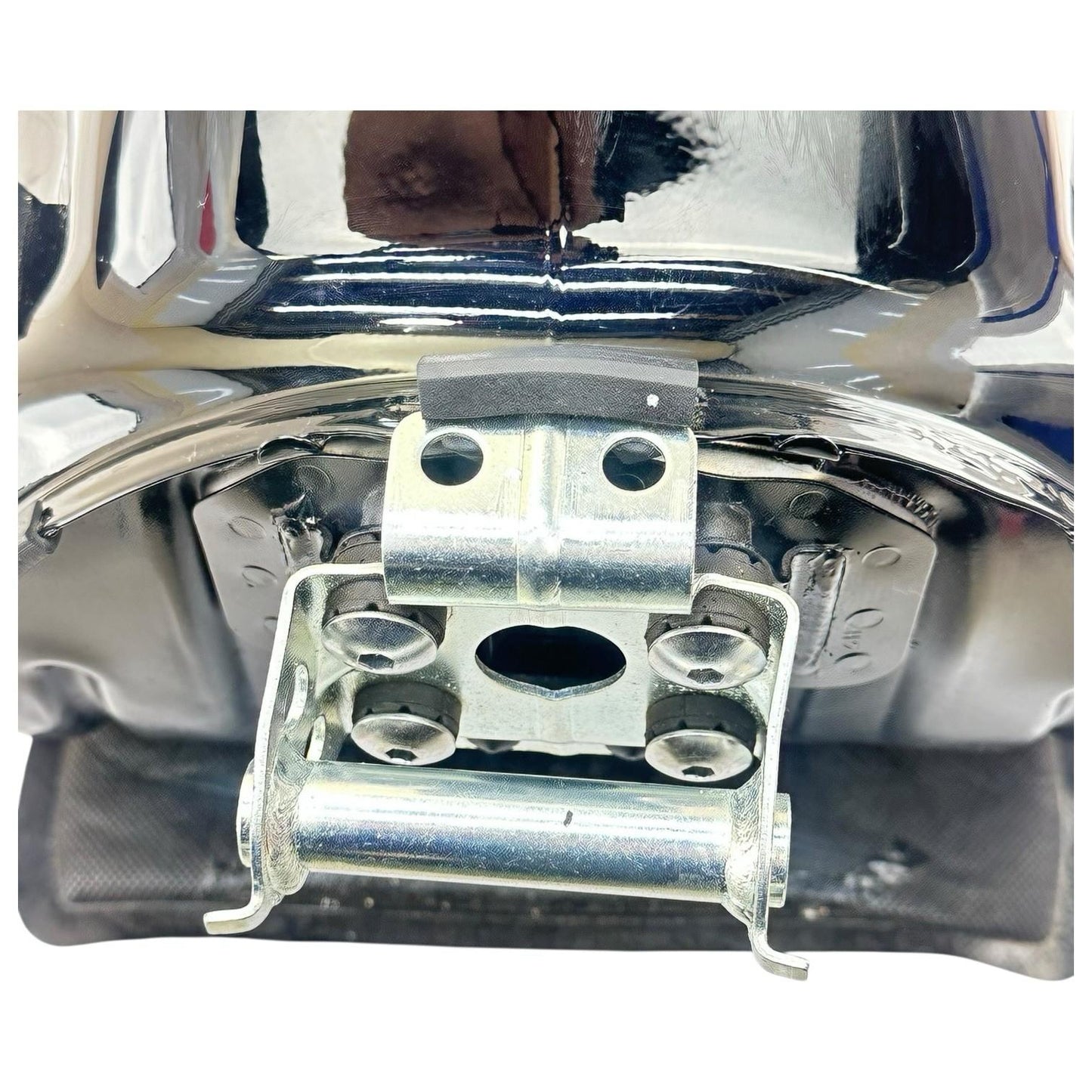 2022 - 2024 SUZUKI HAYABUSA FUEL TANK GAS PETROL RESERVOIR HEAT SHEILD BLACK