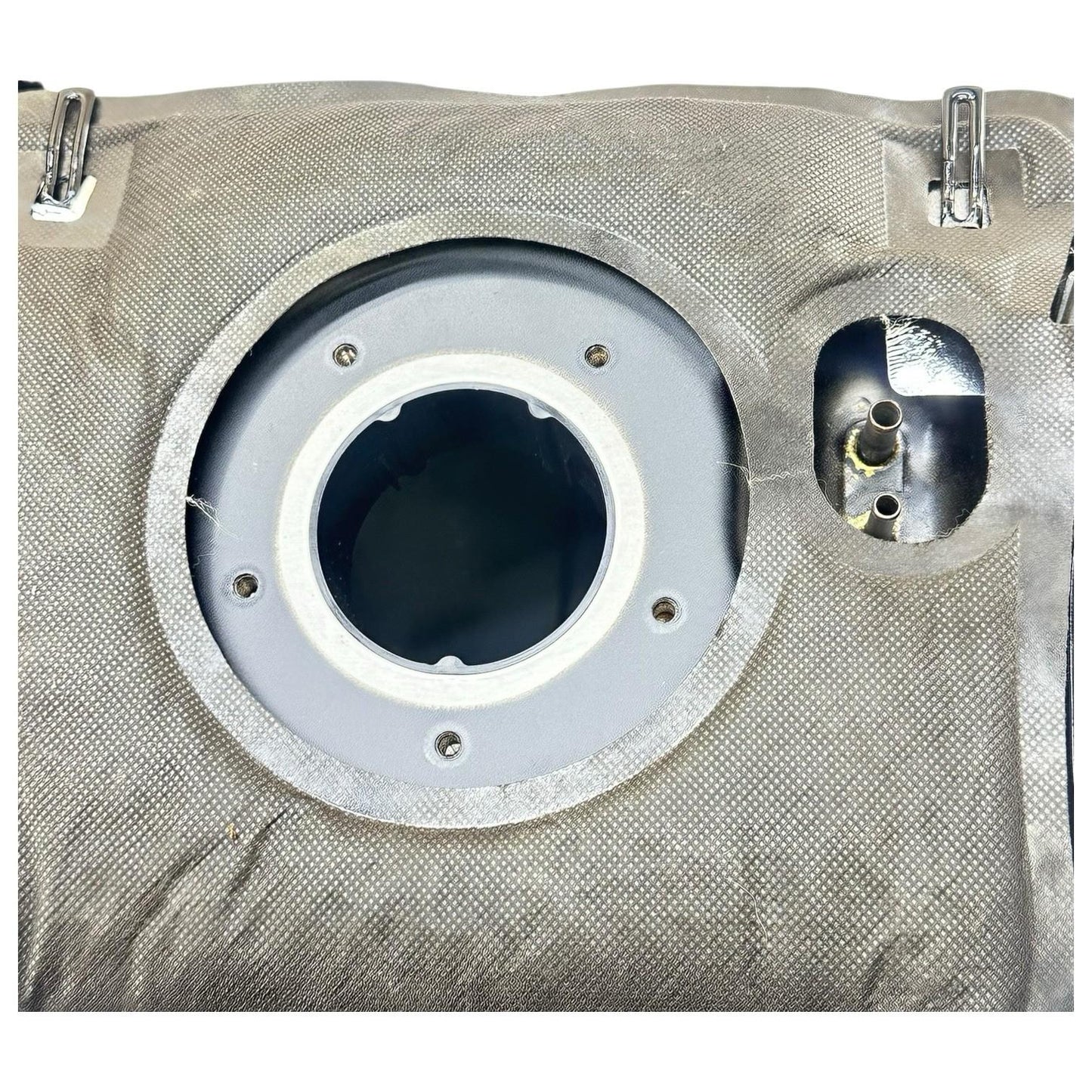 2022 - 2024 SUZUKI HAYABUSA FUEL TANK GAS PETROL RESERVOIR HEAT SHEILD BLACK