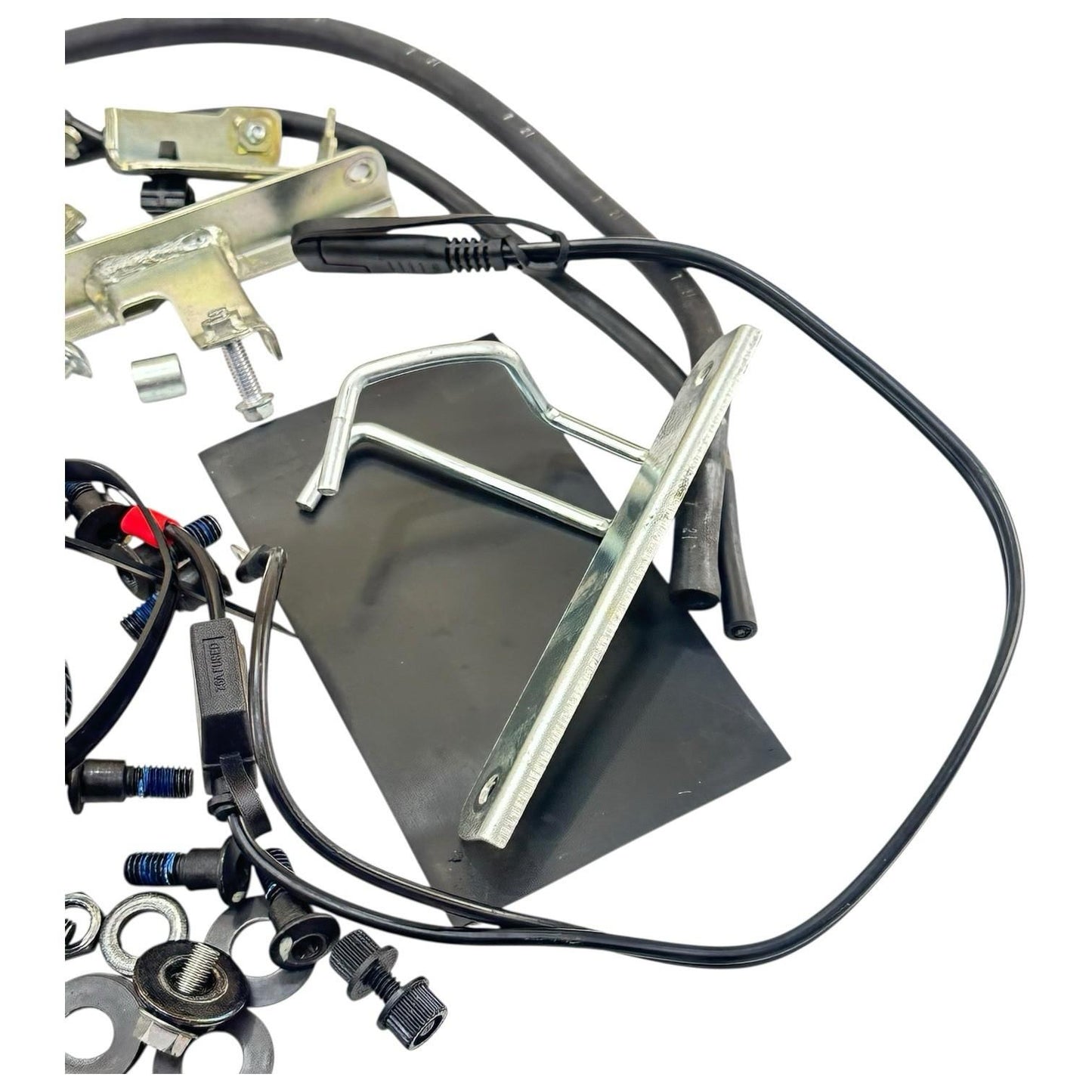 2022 - 2024 SUZUKI HAYABUSA BOLTS SCREWS HARDWARE PARTS BRACKETS GRIP LINES OEM