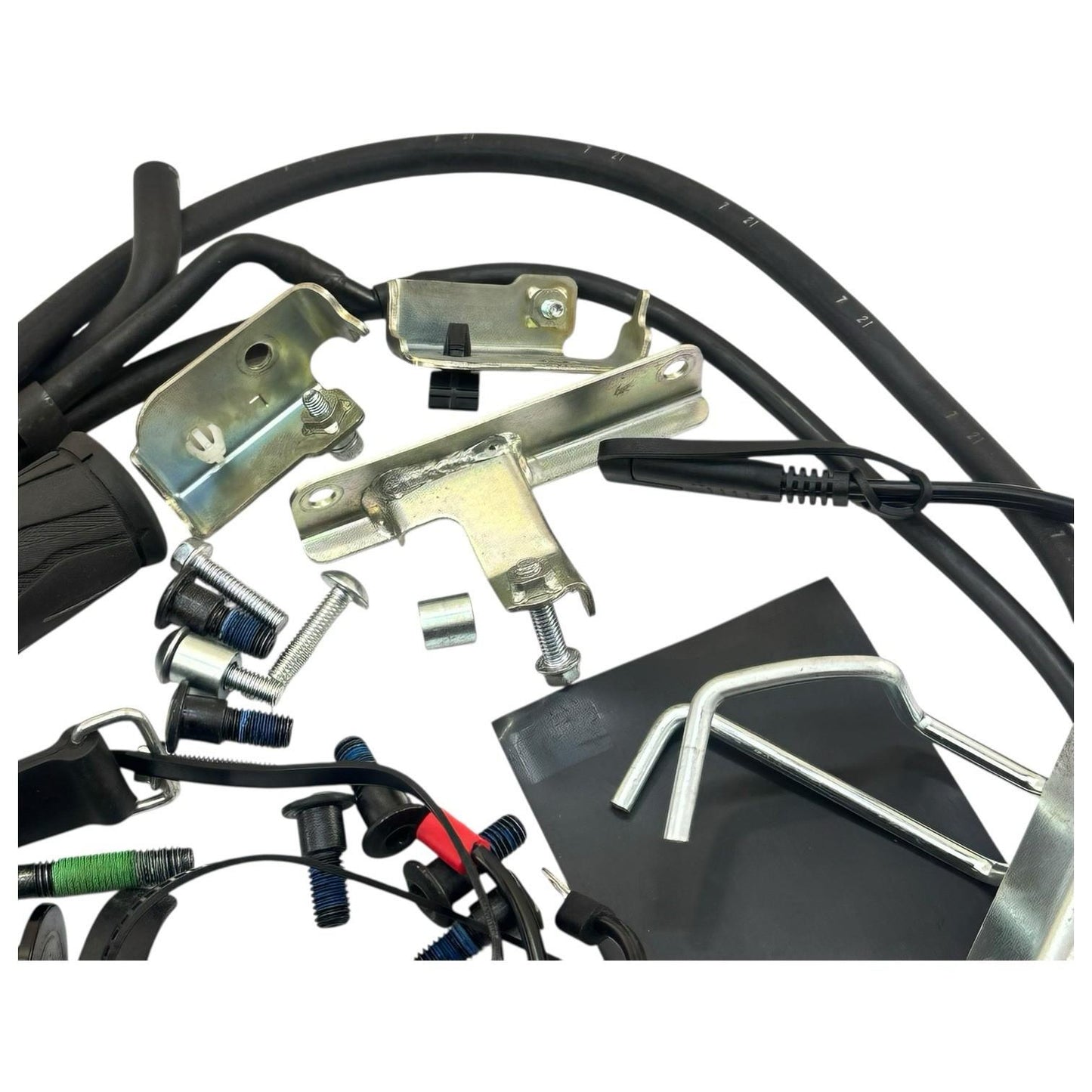 2022 - 2024 SUZUKI HAYABUSA BOLTS SCREWS HARDWARE PARTS BRACKETS GRIP LINES OEM