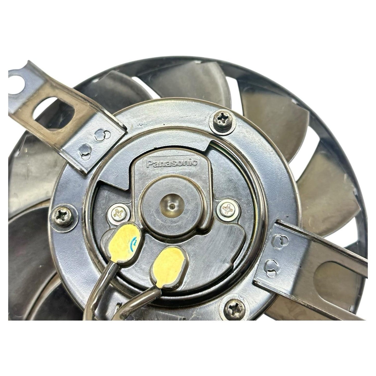 2014 - 2016 HONDA CBR1000RR SP RIGHT COOLING FAN ENGINE RADIATOR MOTOR COOLING