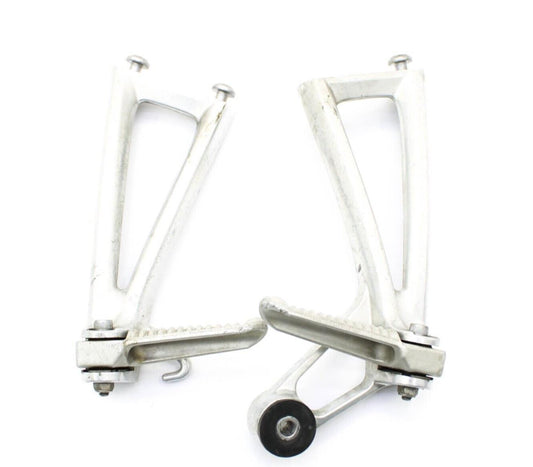 2003 - 2005 YAMAHA 06-09 R6S PASSENGER PEGS LEFT RIGHT REAR SILVER STOCK