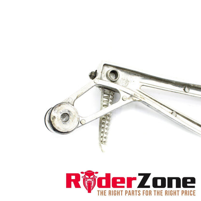 2003 - 2005 YAMAHA 06-09 R6S PASSENGER PEGS LEFT RIGHT REAR SILVER STOCK