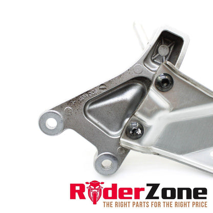 2017 - 2019 HONDA CBR1000RR LEFT REARSET FOOT PEG SILVER FOOT GUARD BOLTS STOCK