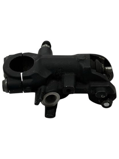 2020 - 2024 BMW S1000RR FRONT BRAKE MASTER CYLINDER *BROKEN VALVE*