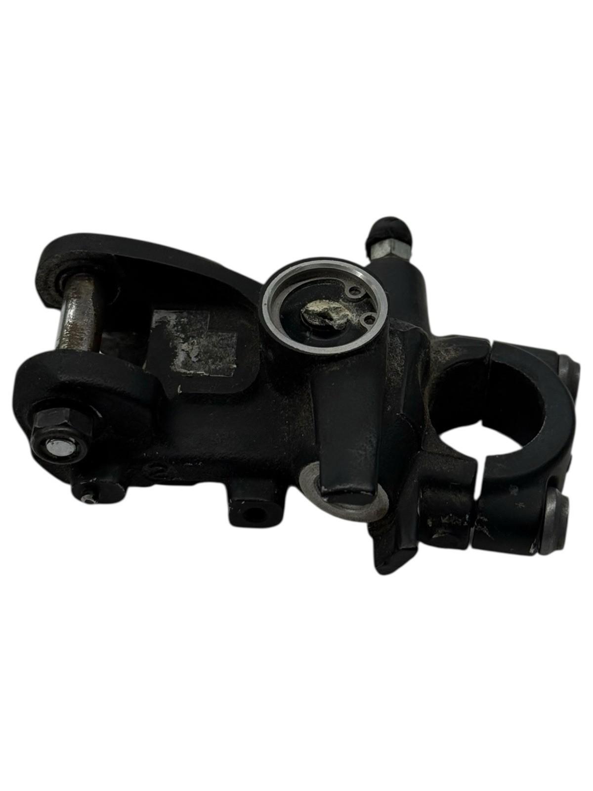 2020 - 2024 BMW S1000RR FRONT BRAKE MASTER CYLINDER *BROKEN VALVE*