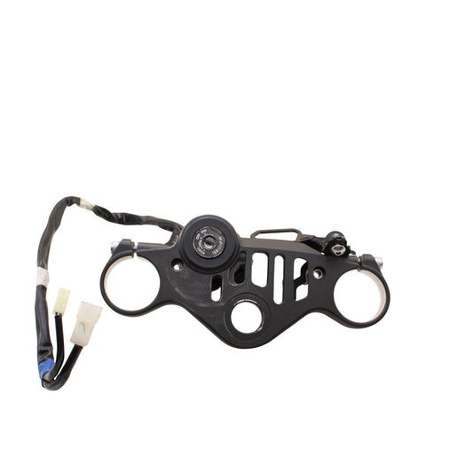 2020 - 2024 YAMAHA YZF R1 IGNITION SWITCH KEY LOCK UPPER TRIPLE TREE CLAMP STOCK