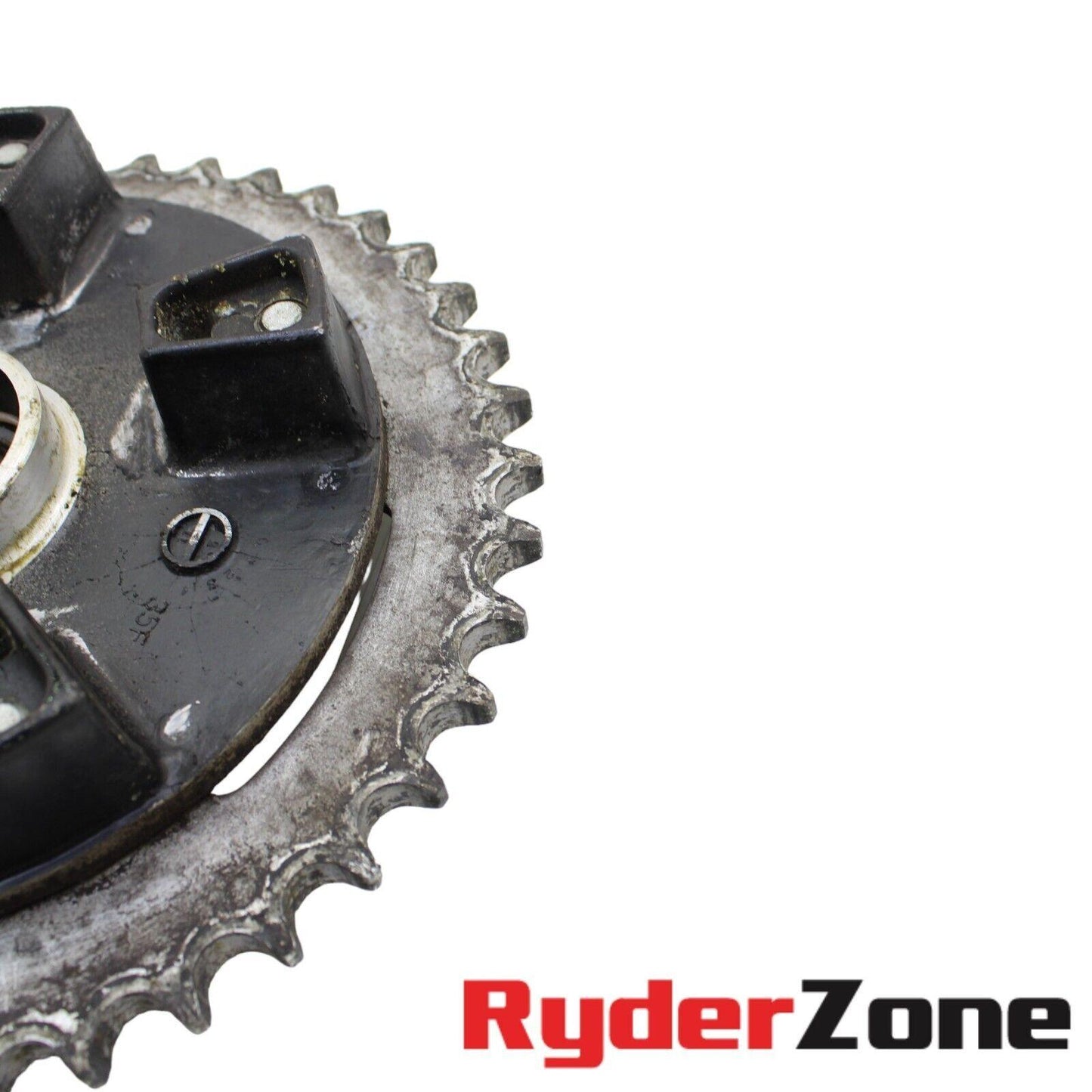 2005 2006 SUZUKI GSXR 1000 REAR SPROCKET WHEEL HUB CUSHIONS DRIVE GEAR SILVER