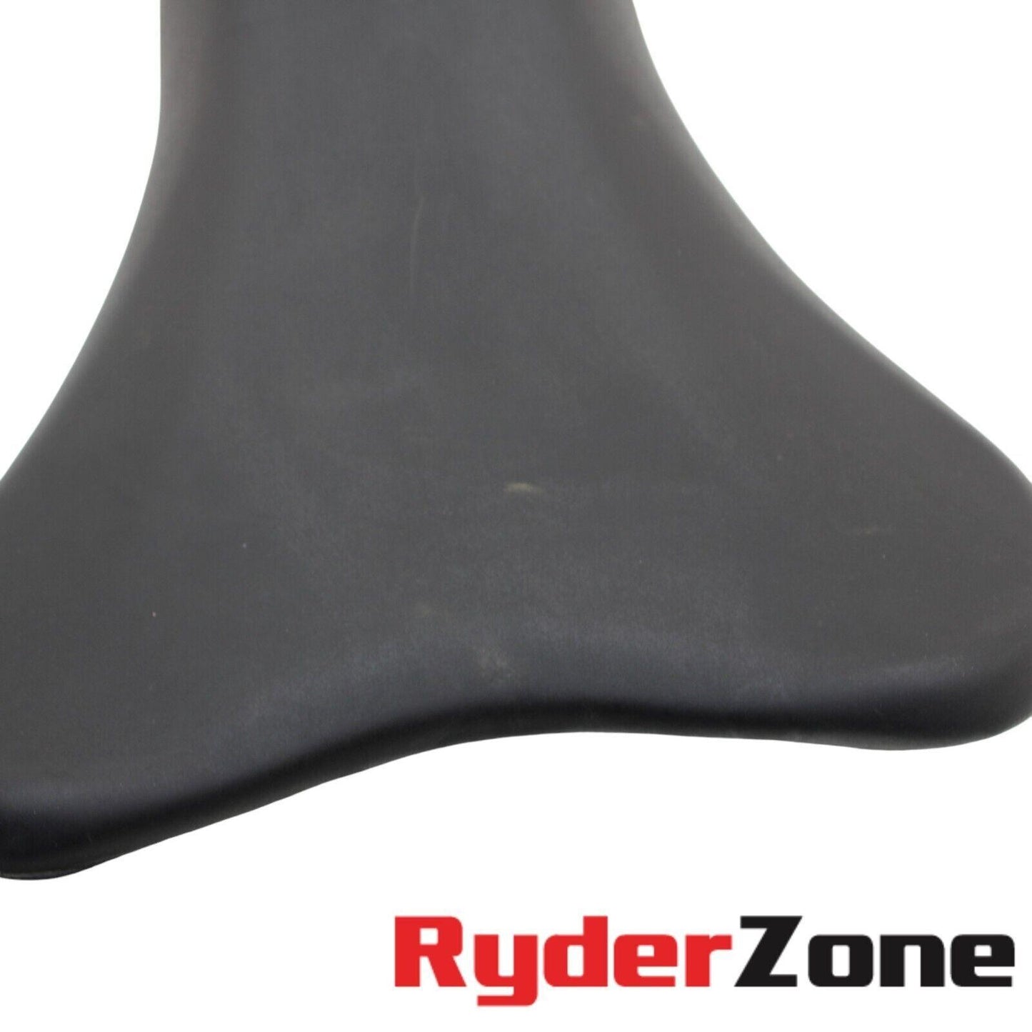 2005 2006 SUZUKI GSXR 1000 SEAT FRONT CUSHION SADDLE DRIVER BLACK STOCK