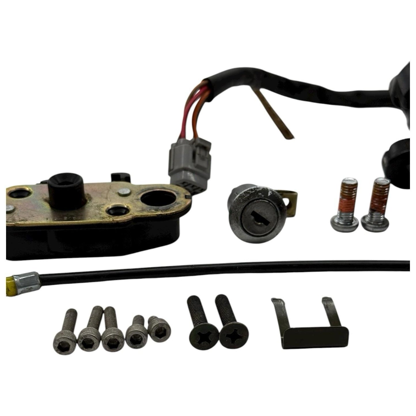 2005 2006 SUZUKI GSXR 1000 LOCK SET IGNITION SWITCH ELECTRICAL SYSTEM STOCK