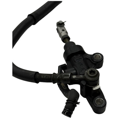 2004 - 2006 YAMAHA YZF R1 REAR BRAKE MASTER CYLINDER BACK FLUID RESERVOIR STOCK