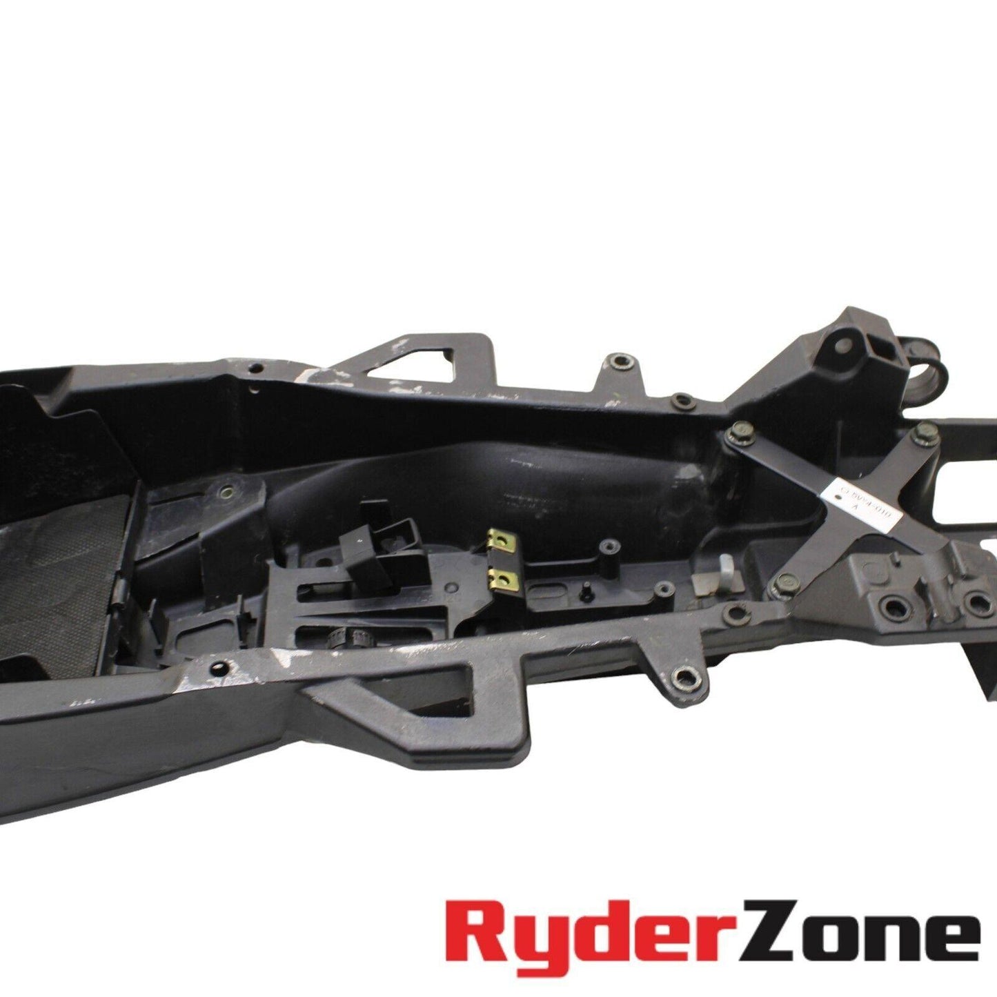 2004 - 2006 YAMAHA YZF R1 SUBFRAME GAS TANK BRACKET & BOLT BATTERY TRAY BLACK
