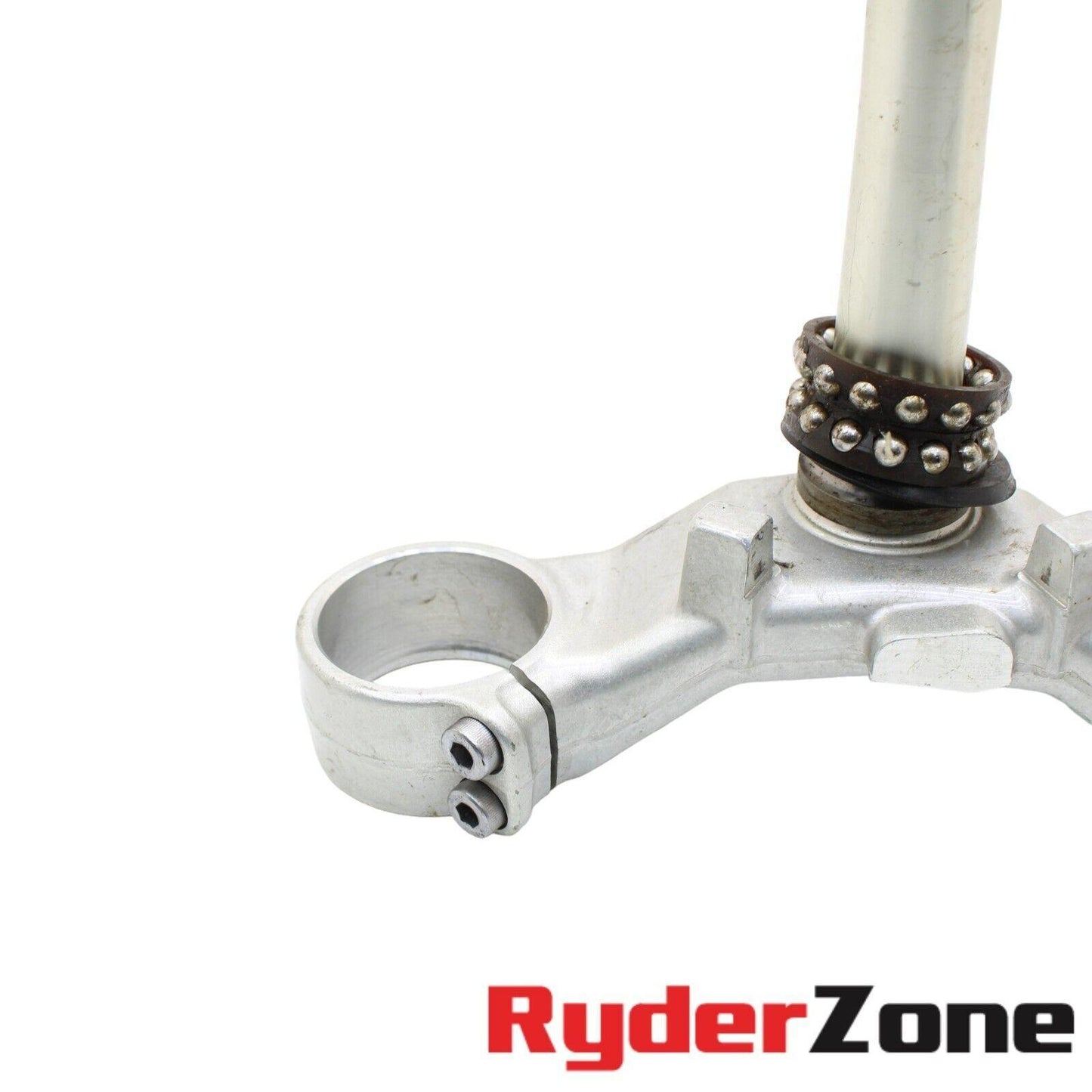 2004 - 2006 YAMAHA YZF R1 TRIPLE TREE CLAMP FRONT FORKS LOWER STEM STRAIGHT