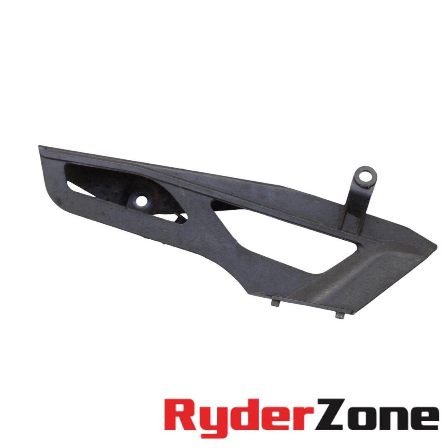 2005 2006 SUZUKI GSXR1000 CHAIN GUIDE SWINGARM GUARD PLASTIC BLACK STOCK