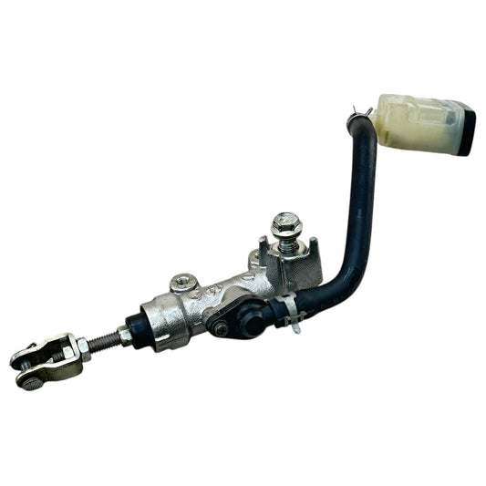 2007 2008 SUZUKI GSXR 1000 REAR MASTER CYLINDER BACK BRAKE RESERVOIR STOCK OEM