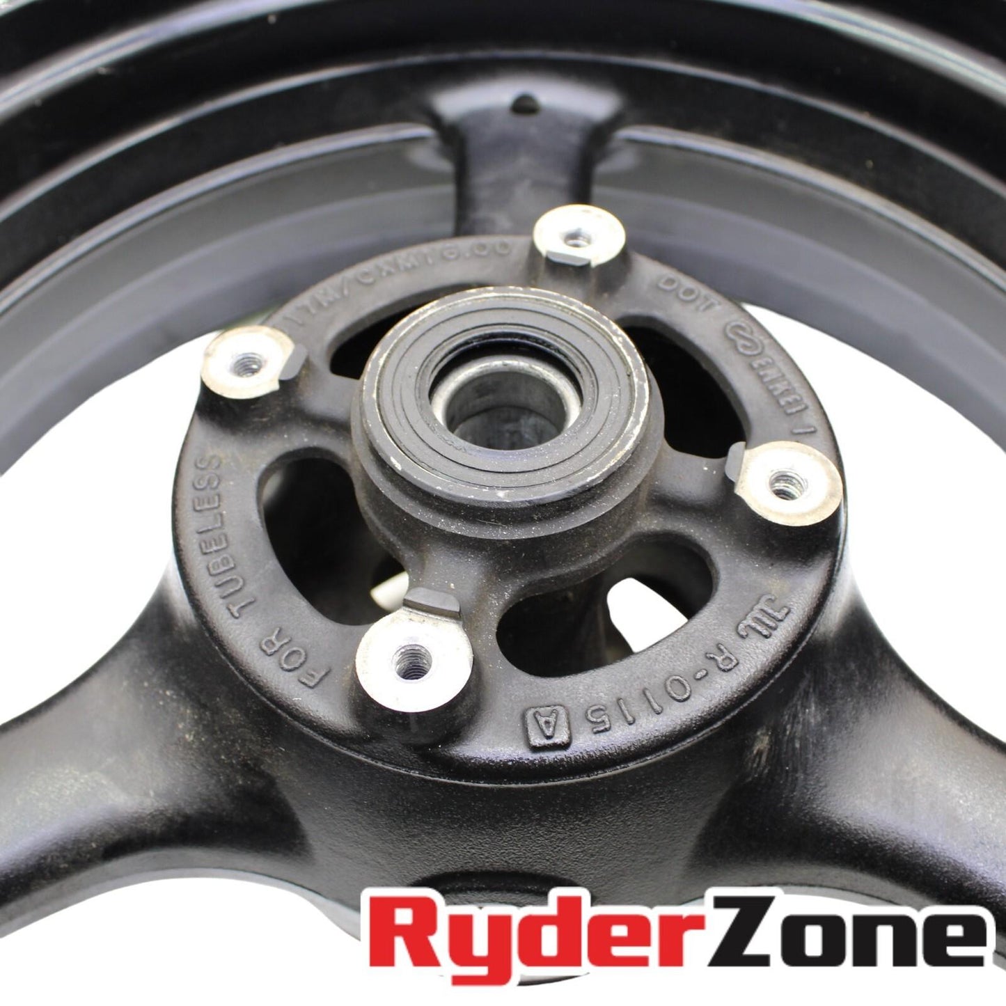 2016 - 2020 KAWASAKI NINJA ZX10R REAR WHEEL RIM BLACK DUNLOP TIRE STRAIGHT