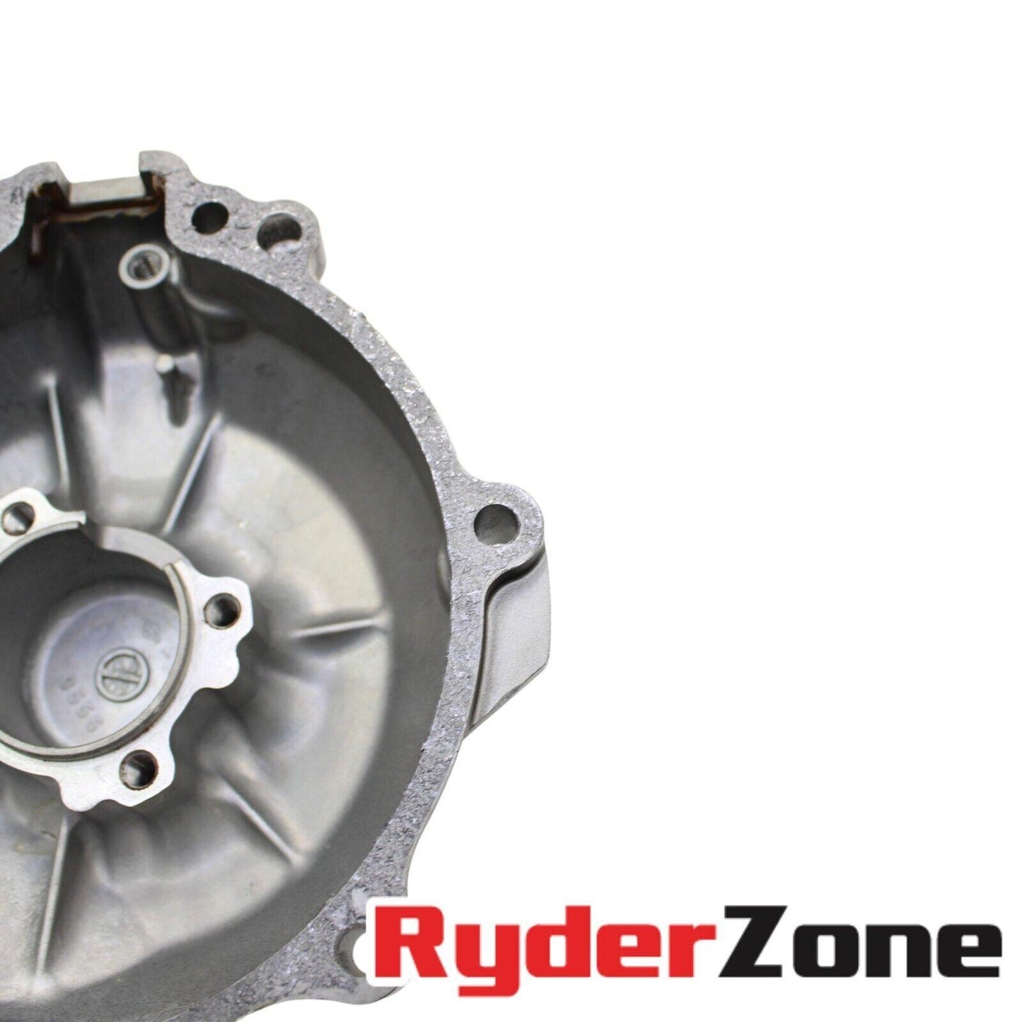 2016 - 2020 KAWASAKI NINJA ZX10R STATOR COVER LEFT ENGINE SIDE HARDWARE