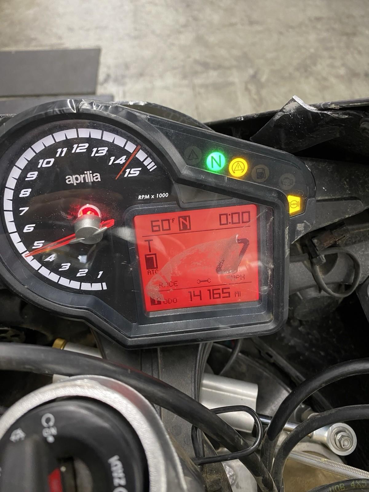 2015 2016 APRILIA RSV4 ENGINE MOTOR RUNS *TESTED COMPRESSION | 14,165 MILES*