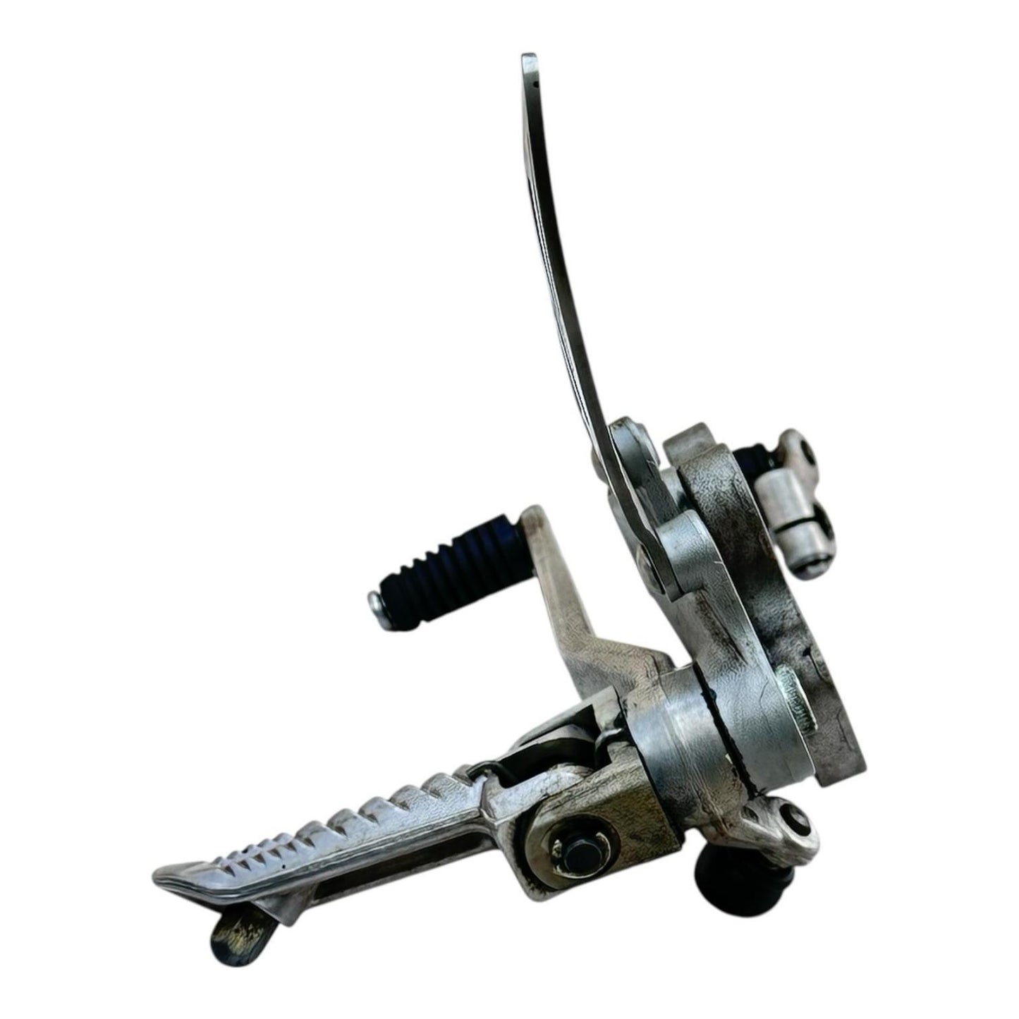 2007 2008 SUZUKI GSXR 1000 REARSET DRIVER FOOT PEG SHIFTER BRAKE LEFT RIGHT SET