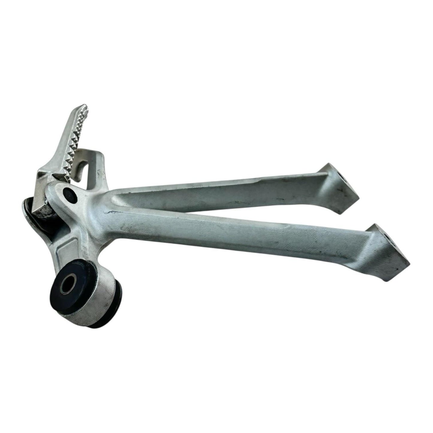 2007 2008 SUZUKI GSXR 1000 REAR PASSENGER PEGS BACK FOOT REST SET PAIR STOCK OEM