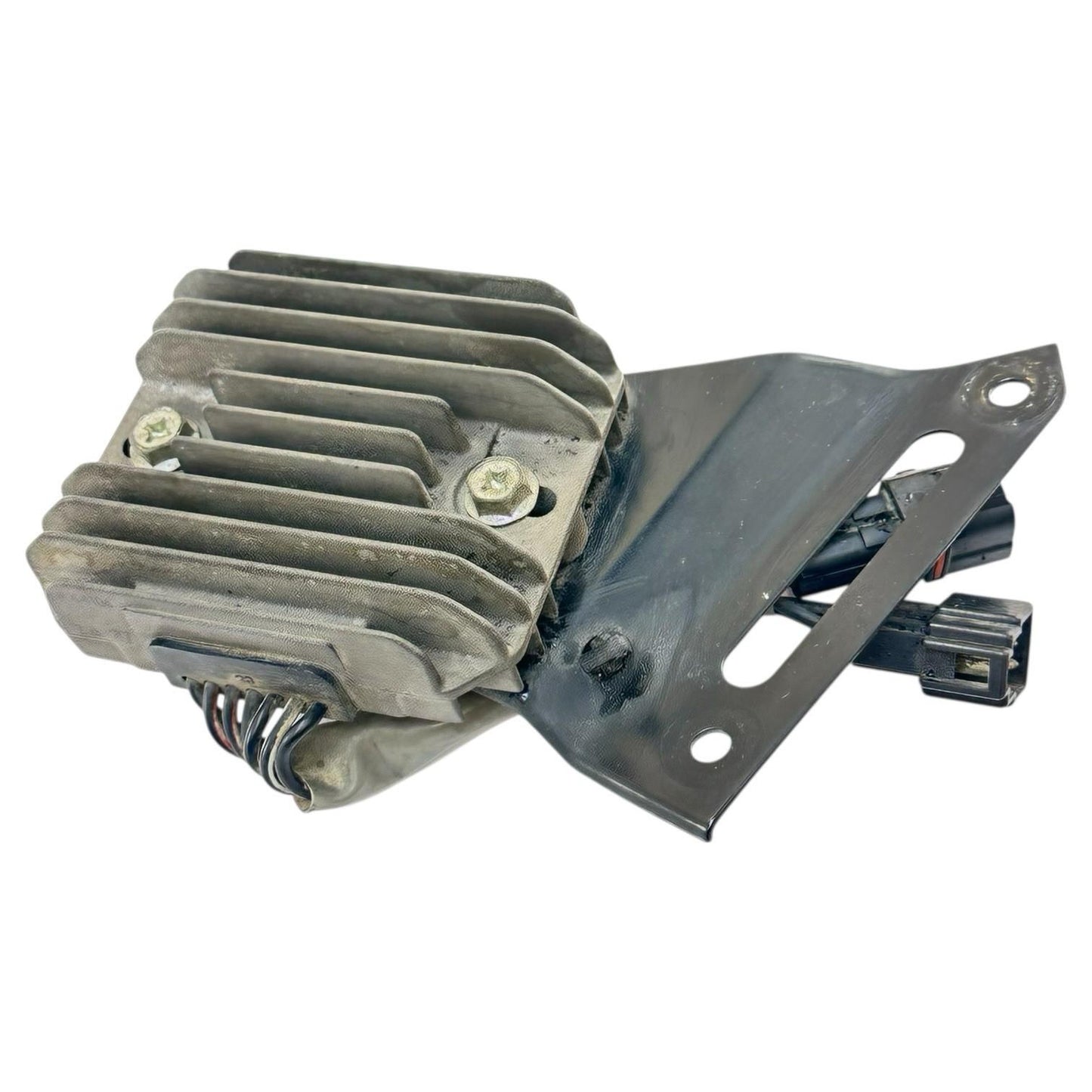 2007 2008 SUZUKI GSXR 1000 RECTIFIER VOLTAGE REGULATOR BRACKET MOUNT STOCK OEM