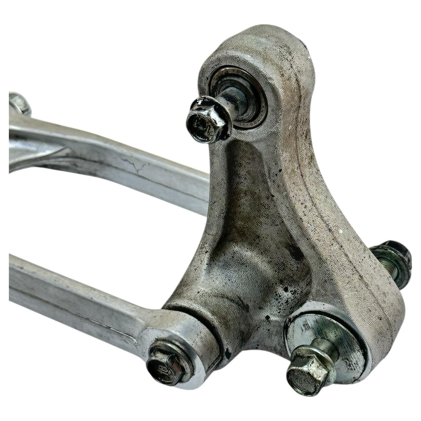 2007 2008 SUZUKI GSXR 1000 DOGBONE REAR BACK SHOCK LINKAGE LINK DOG BONE STOCK