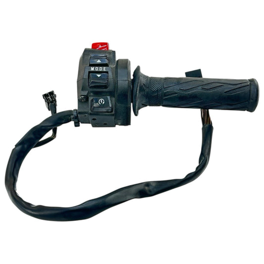 2007 2008 SUZUKI GSXR 1000 RIGHT SWITCH START STOP THROTTLE HANDLE GRIP STOCK