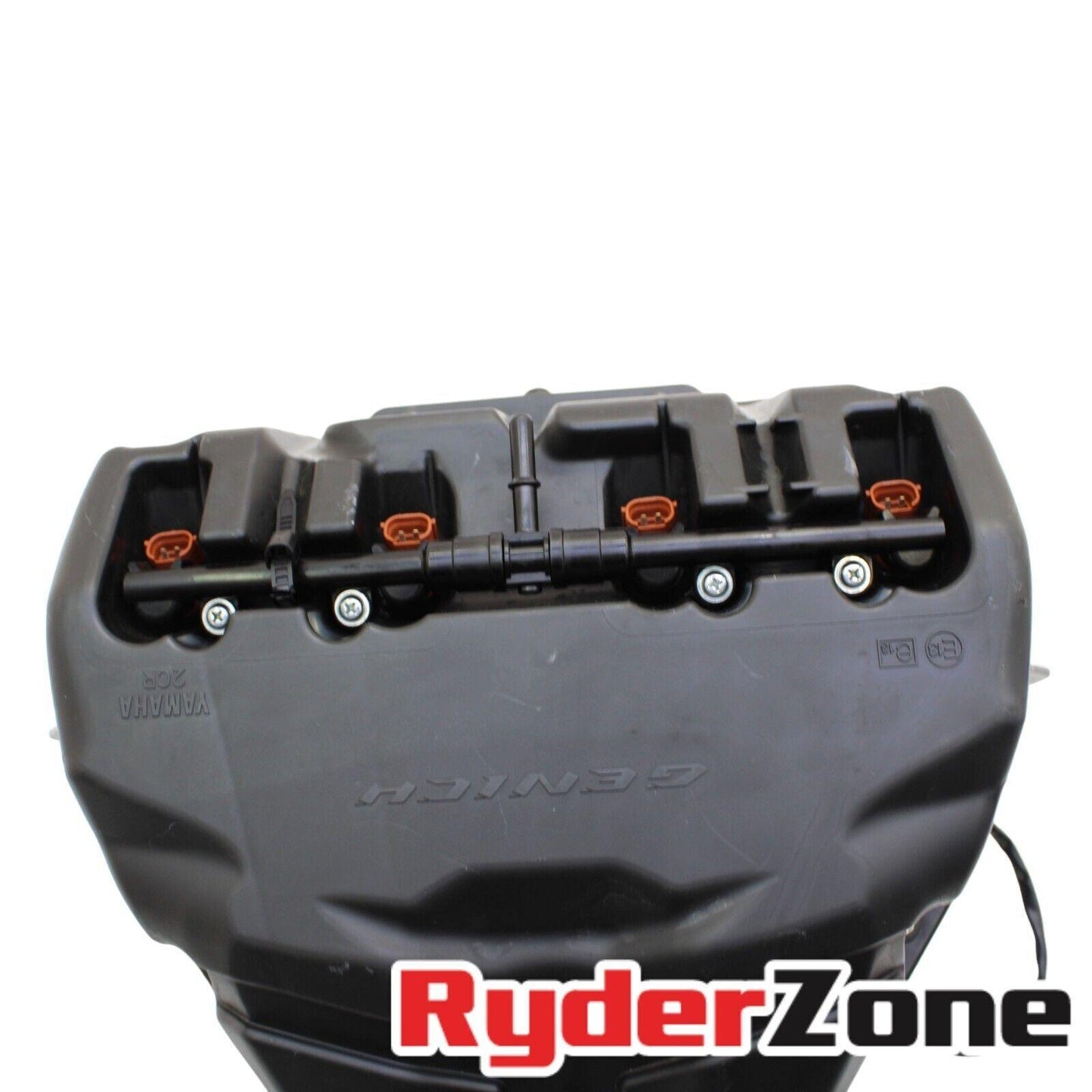 2015 - 2019 YAMAHA YZF R1 AIRBOX INTAKE HOUSING TUBE BOOT AIR SENSOR AIR BOX