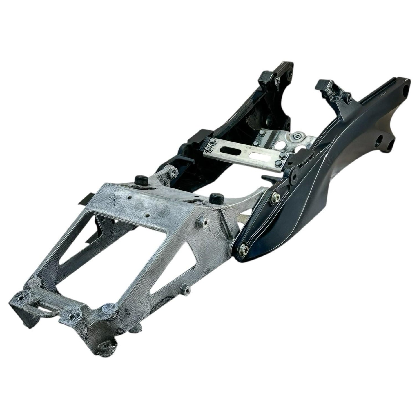 2007 2008 SUZUKI GSXR 1000 REAR SUB FRAME BACK UNDER TAIL STOCK OEM