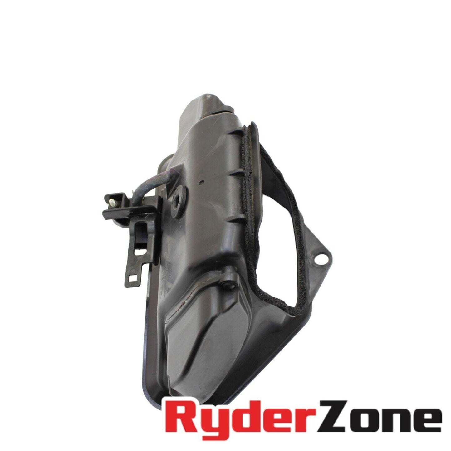 2015 - 2019 YAMAHA YZF R1 R1S INTAKE DUCT AIRBOX CENTER TUBE NECK AIR SENSOR