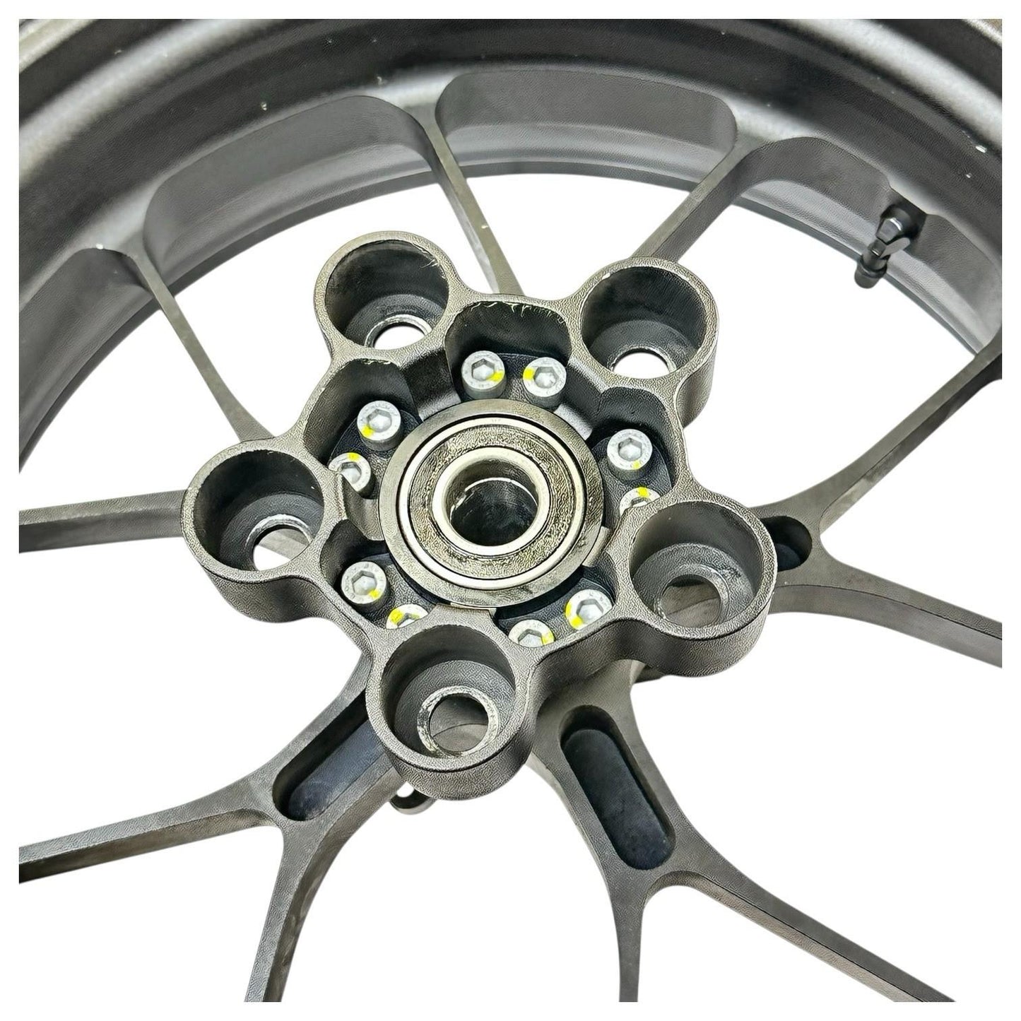 2021 - 2024 APRILIA RSV4 REAR WHEEL RIM BACK TIRE HUB BLACK FORGED STOCK OEM