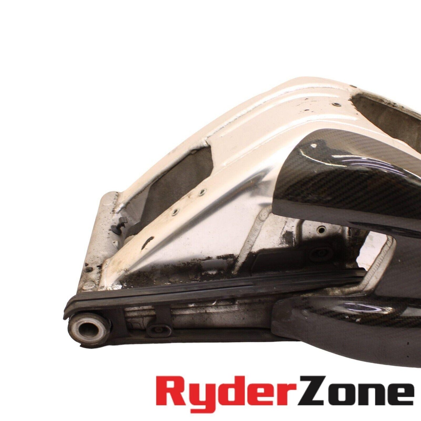 2009 - 2014 BMW S1000RR SWINGARM REAR SWING ARM WHEEL MOUNT CARBON FIBER HP4