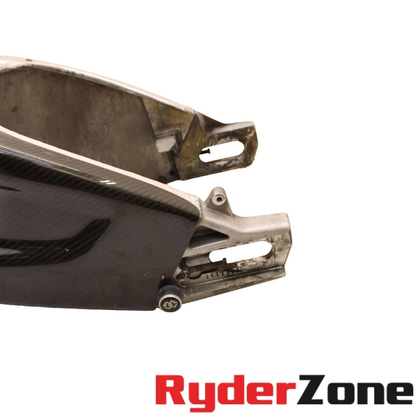 2009 - 2014 BMW S1000RR SWINGARM REAR SWING ARM WHEEL MOUNT CARBON FIBER HP4