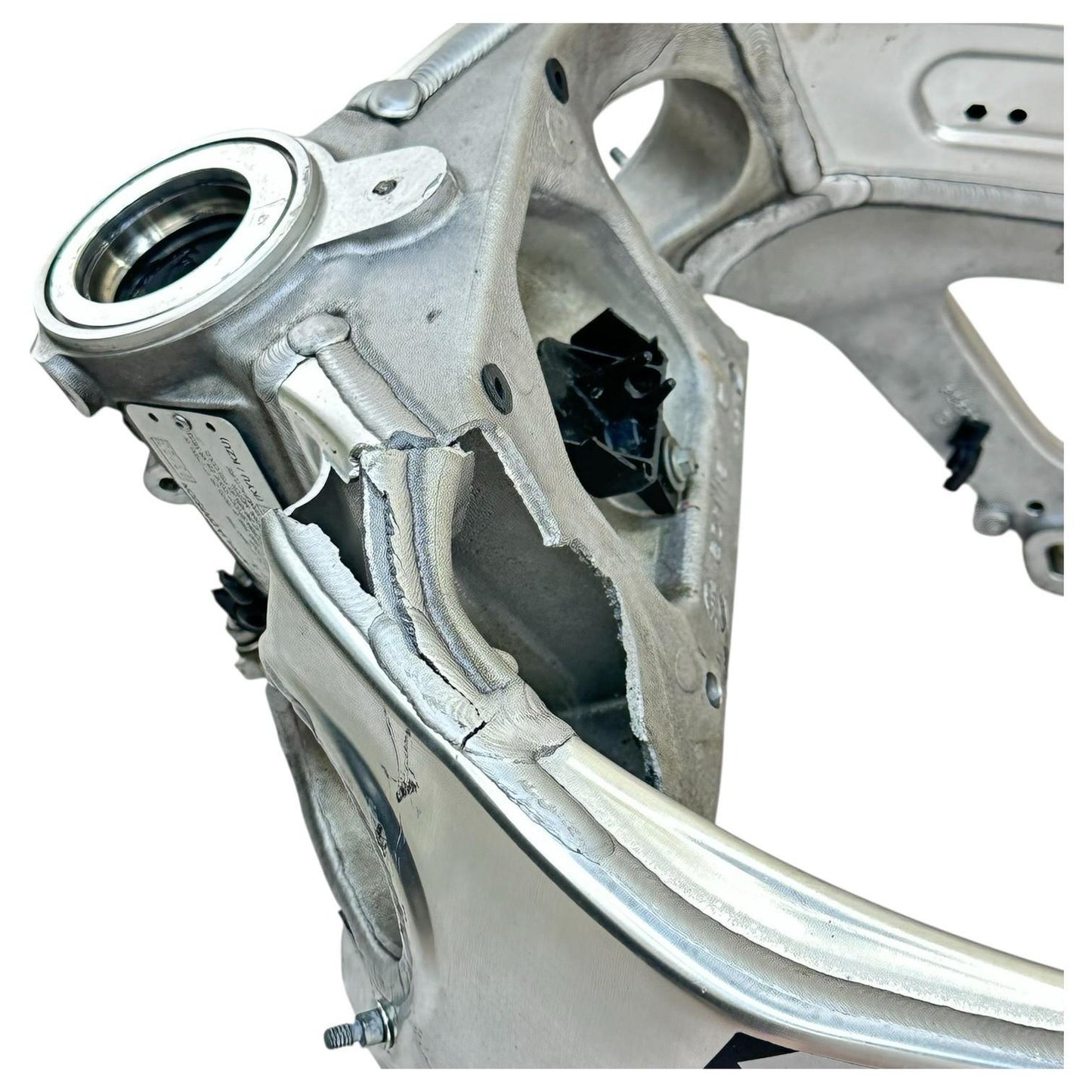 2021 - 2024 APRILIA RSV4 MAIN FRAME BODY CHASSIS STOCK OEM *CRACKED*