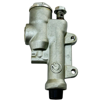 2015 2016 APRILIA RSV4 RF REAR BRAKE MASTER CYLINDER BACK BREMBO