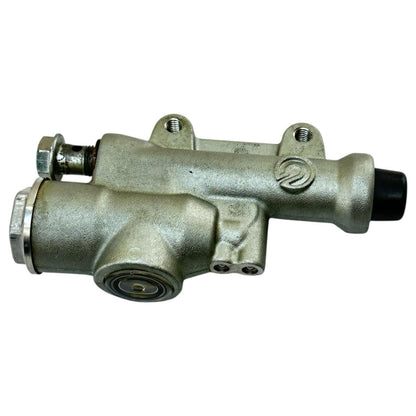 2015 2016 APRILIA RSV4 RF REAR BRAKE MASTER CYLINDER BACK BREMBO