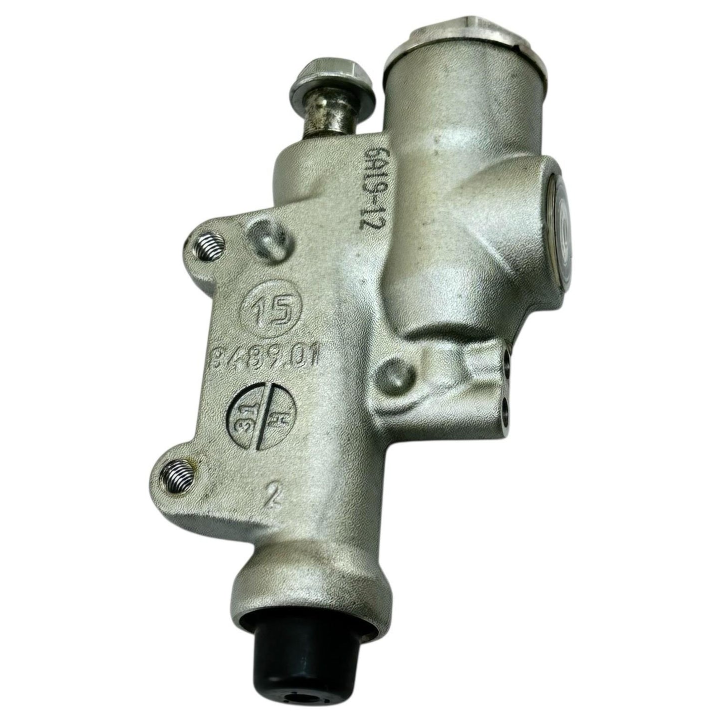 2015 2016 APRILIA RSV4 RF REAR BRAKE MASTER CYLINDER BACK BREMBO
