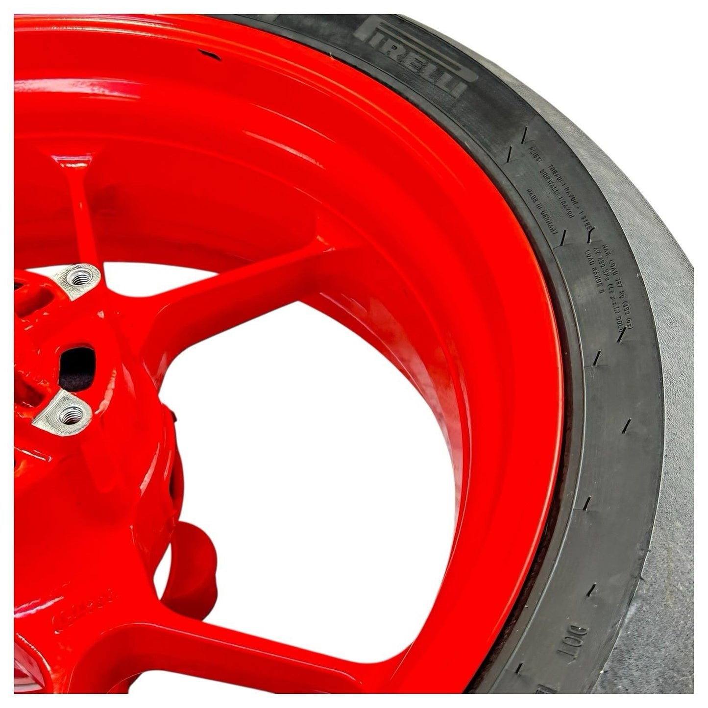2015 2016 APRILIA RSV4 RF REAR WHEEL BACK RIM TIRE RUBBER RED STOCK *SCUFFED*