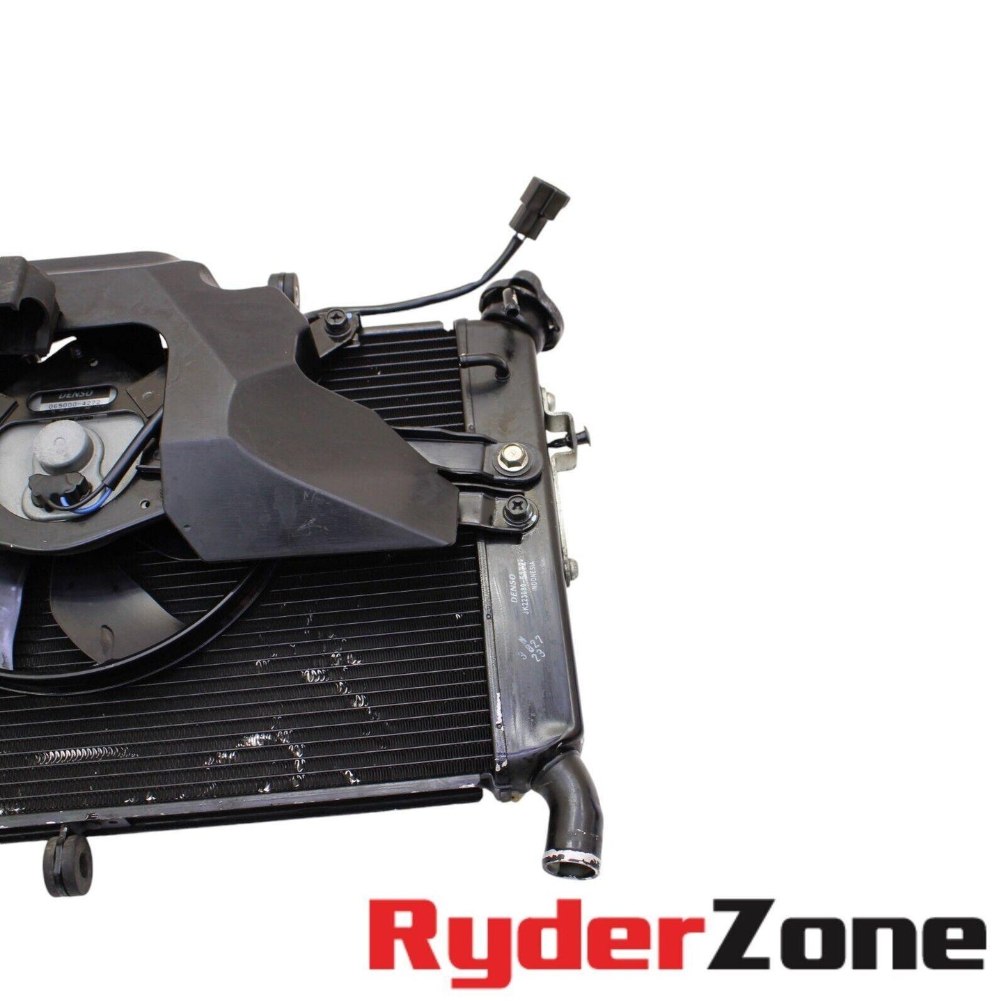 2014 - 2016 YAMAHA FJ09 RADIATOR COOLING FAN ENGINE COOLER MOTOR BLACK