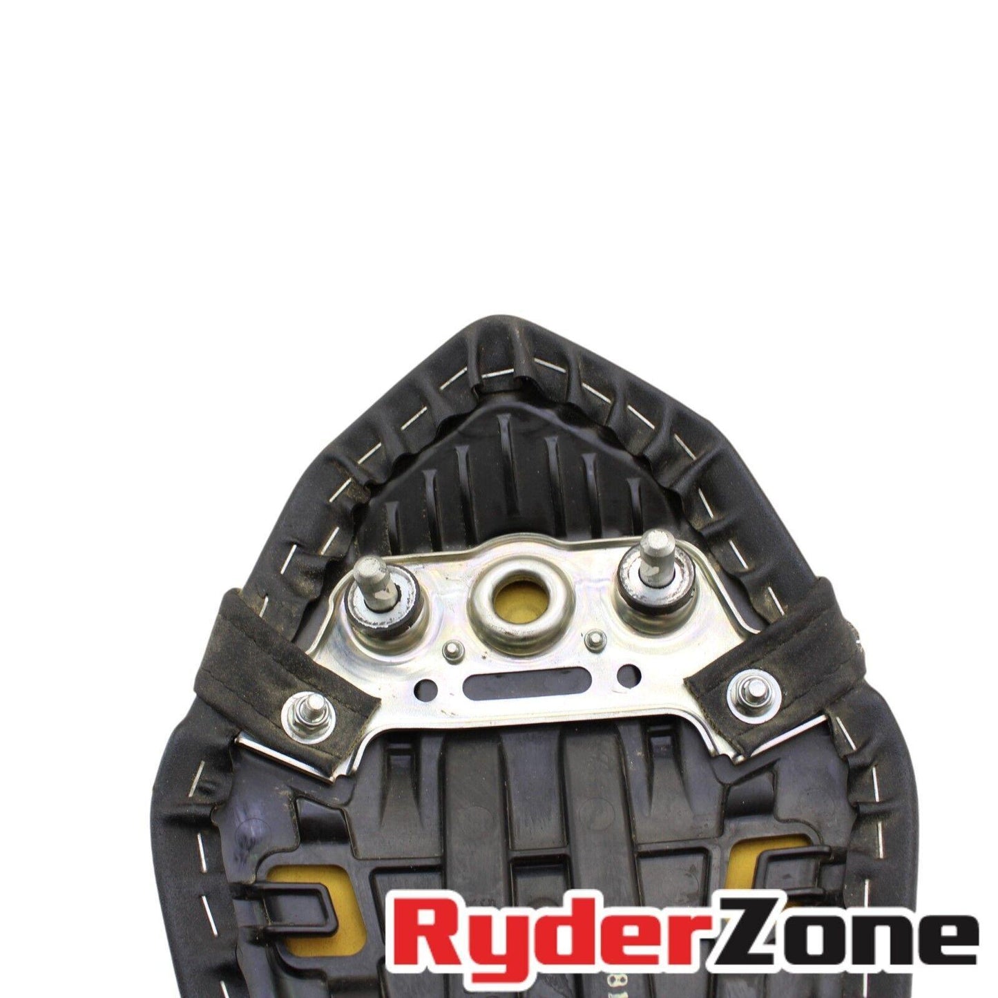 2016 - 2019 KAWASAKI NINJA ZX10R PASSENGER SEAT REAR TAIL PILLON *SCUFFED*