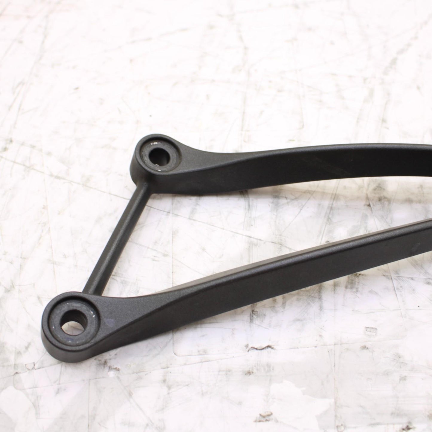 2024 - 2025 KAWASAKI NINJA ZX6R PASSENGER PEGS LEFT REAR FOOT REST LEG *SCUFFED*