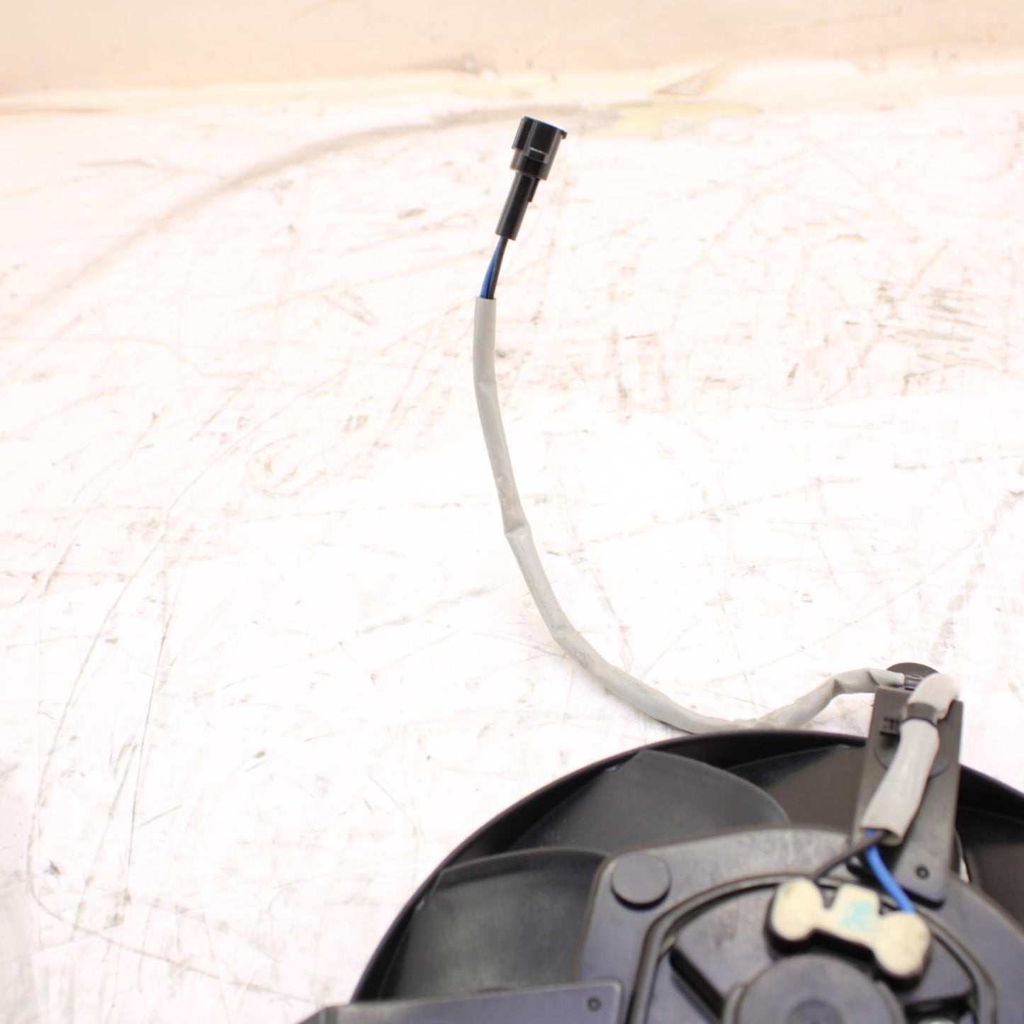 2024 - 2025 KAWASAKI NINJA ZX6R RADIATOR FAN COOLING ENGINE BOLTS OEM 59502-0623