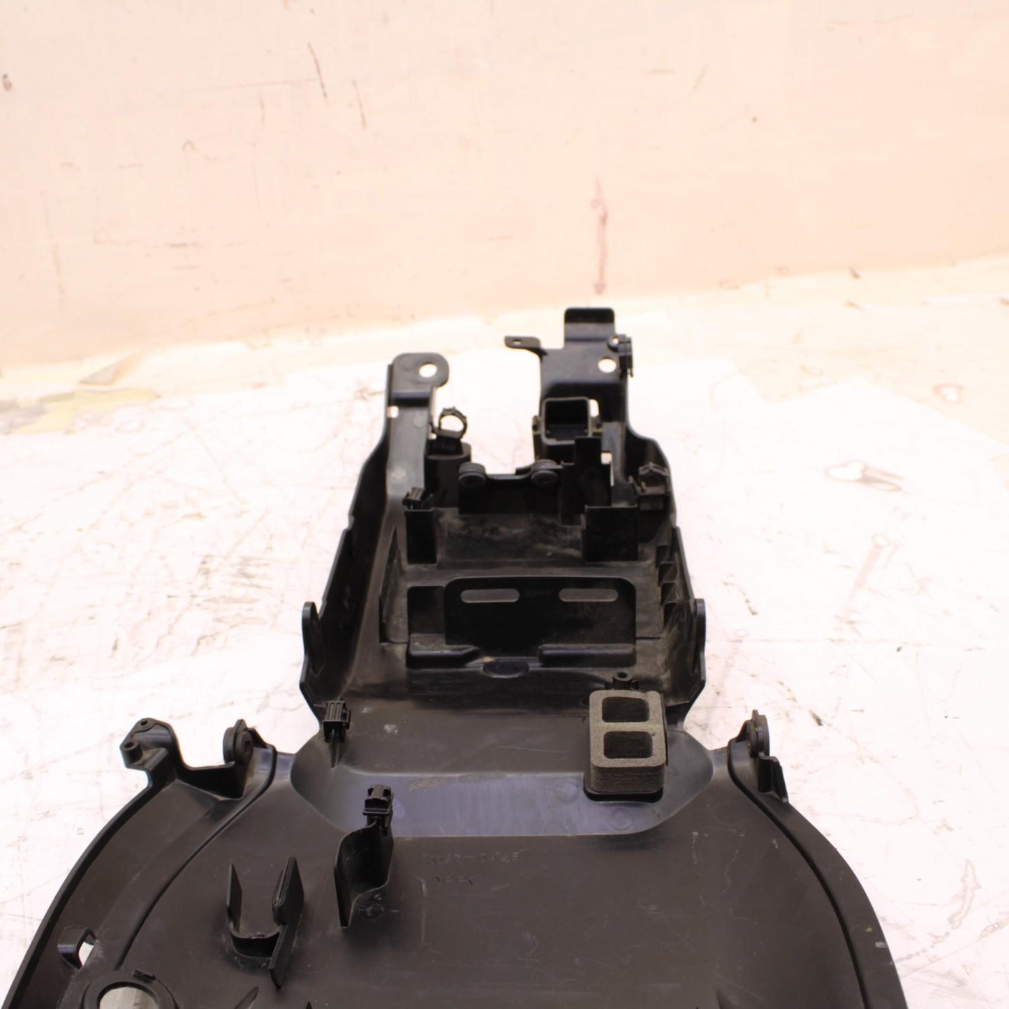 2024 - 2025 KAWASAKI NINJA ZX6R BATTERY TRAY HOLDER UNDER TAIL PLASTIC MOUNT OEM