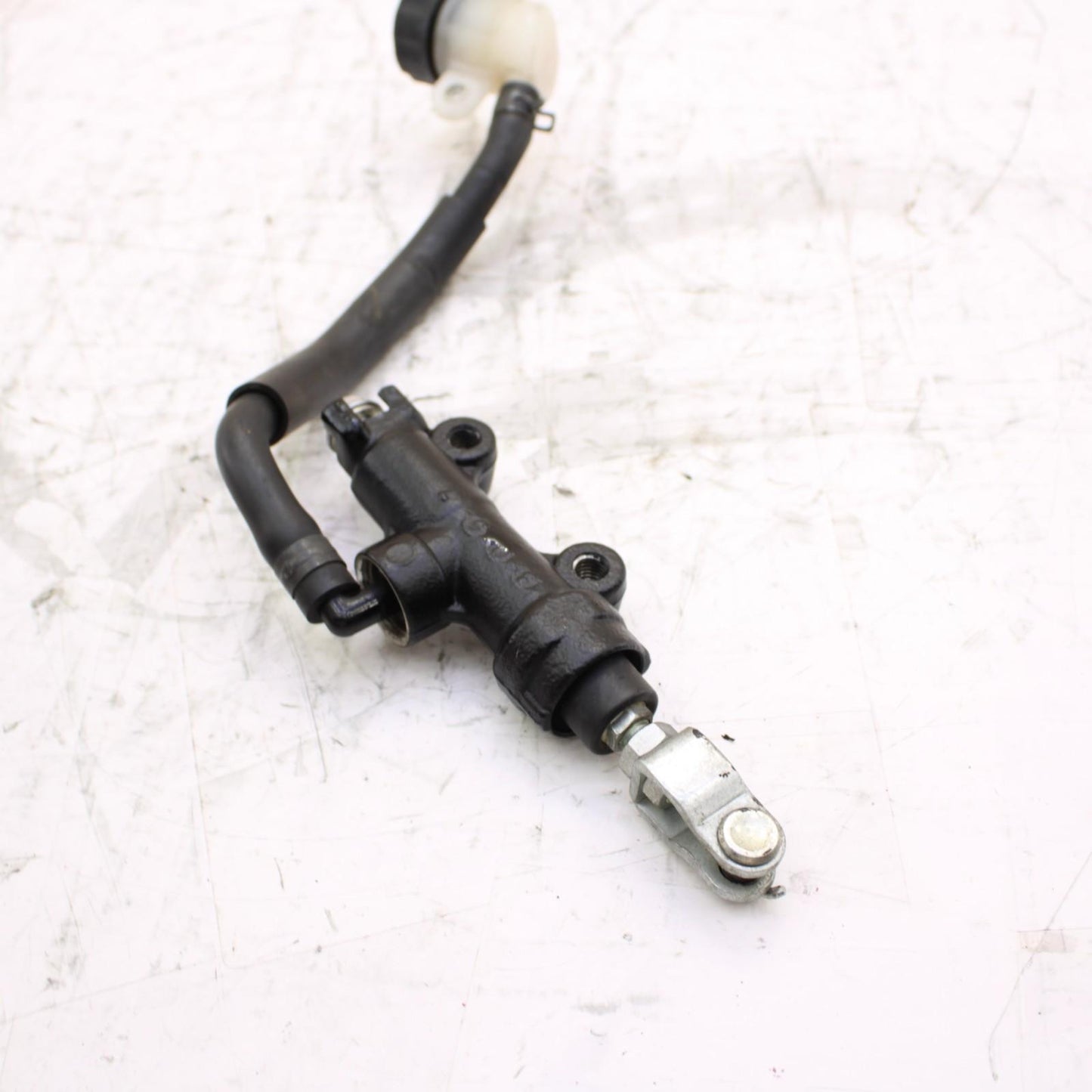 2024 - 2025 KAWASAKI NINJA ZX6R REAR MASTER CYLINDER BRAKE RESERVOIR STOCK OEM