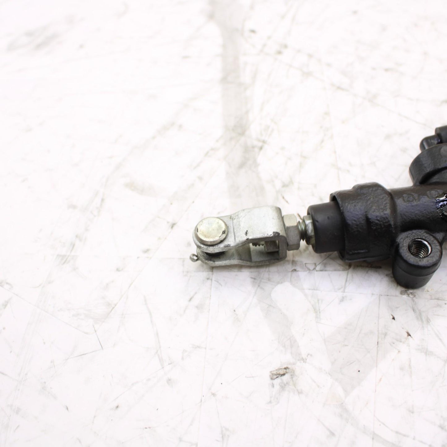 2024 - 2025 KAWASAKI NINJA ZX6R REAR MASTER CYLINDER BRAKE RESERVOIR STOCK OEM