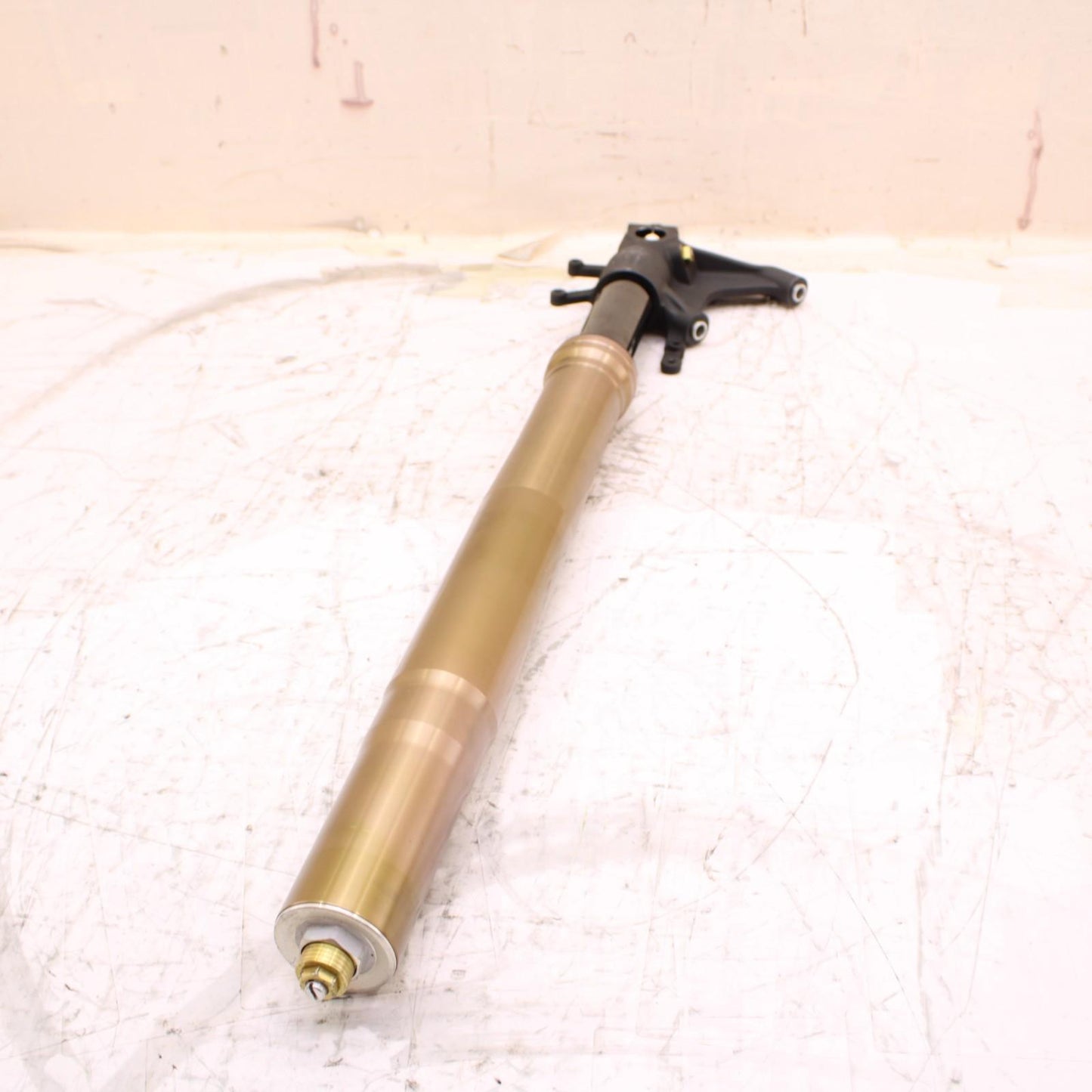 2008 - 2018 SUZUKI HAYABUSA FRONT FORKS SHOCK SUSPENSION SET LEFT RIGHT STOCK