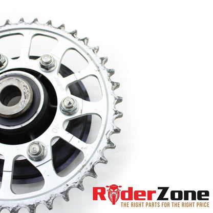 2006 2007 KAWASAKI NINJA ZX10R REAR SPROCKET HUB SILVER DAMPERS SUNSTAR